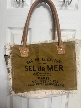 Myra SEL de MER Canvas Tote Bag in Olive & Natural